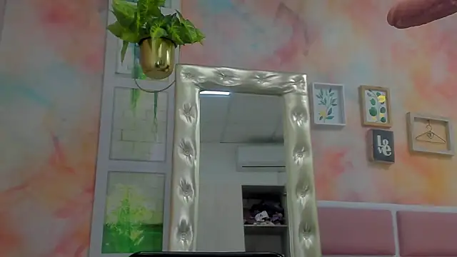 Idiris big online show from March 7, 1:40 pm