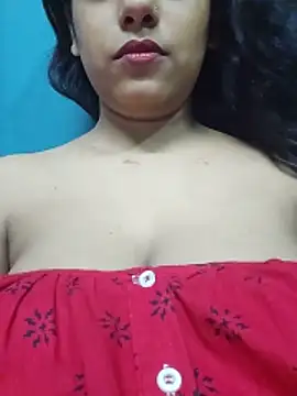 Snapshot of sexyindi_couple chatting on May 12, 2:58 pm sexyindi couple online show from May 12, 2:58 pm