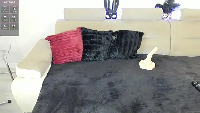 Ranyia1 online show from March 8, 8:44 am
