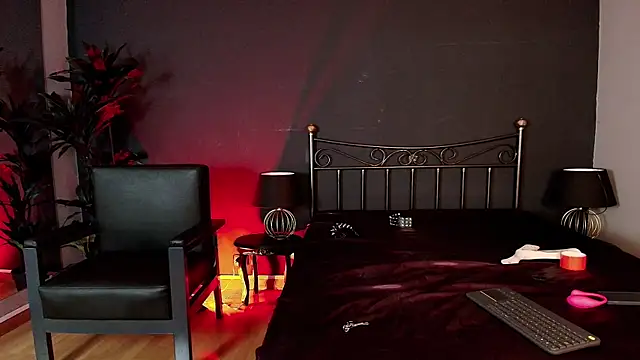 MyMayte online show from March 1, 3:49 pm