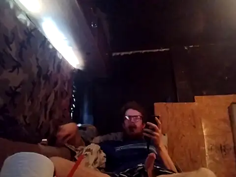 hothippie420 online show from May 9, 6:24 pm