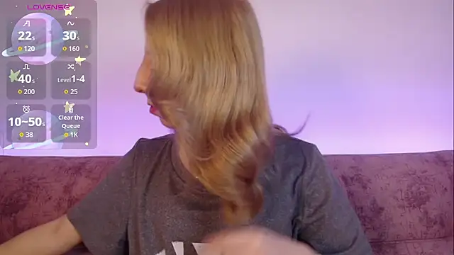 Miiaa doll online show from October 25, 12:29 am