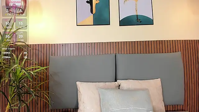 NicolleeEvanss online show from March 5, 12:11 pm