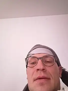 Kamien32 online show from February 22, 6:35 am