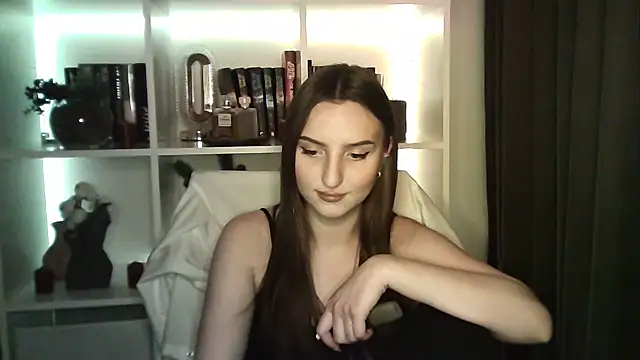 X Alisa online show from March 19, 7:51 pm