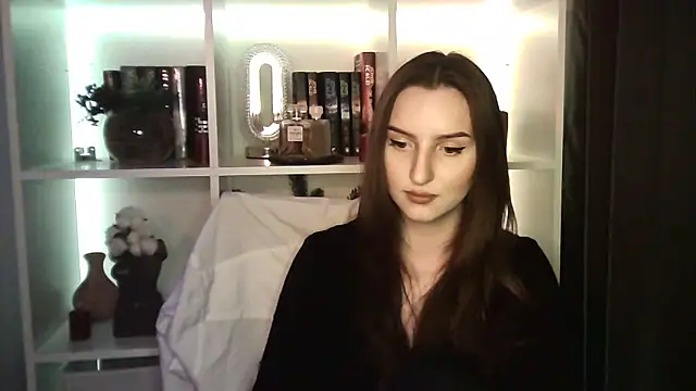 X Alisa online show from April 17, 6:22 pm