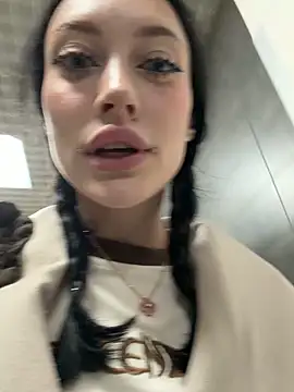 Melissa crazy online show from March 6, 4:14 pm