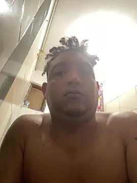 Gio khalifa online show from June 17, 2:40 pm