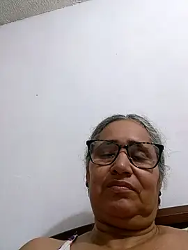  candi online show from April 1, 2:23 am