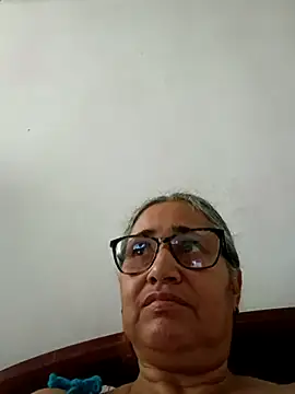  candi online show from April 17, 12:52 pm