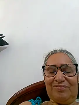  candi online show from April 18, 3:16 pm