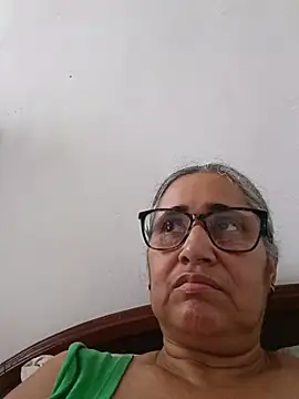 Snapshot of _candi chatting on June 24, 6:29 pm candi online show from June 24, 6:29 pm