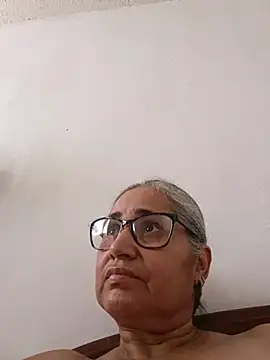 Snapshot of _candi chatting on July 15, 12:32 pm candi online show from July 15, 12:32 pm