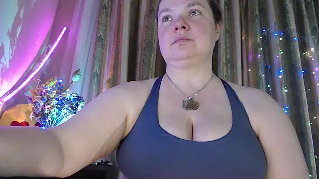 amorelara online show from June 25, 8:19 am