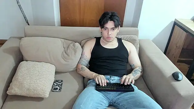 Markuss b online show from February 1, 2:37 am