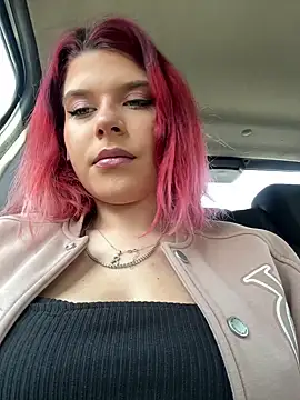 RiriRoseey online show from March 17, 9:01 am