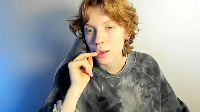 StellaDavis online show from January 7, 6:10 pm