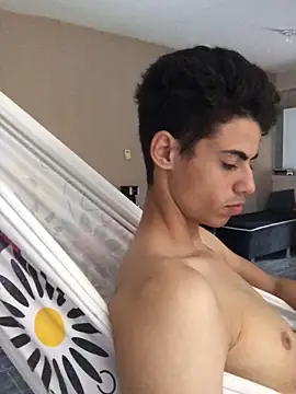 Nathanaelllllllllll online show from May 28, 3:42 pm