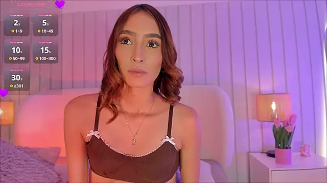 Snapshot of Megan-holly chatting on February 26, 8:30 pm Megan-holly online show from February 26, 8:30 pm