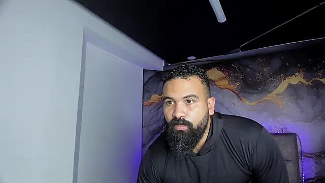 Snapshot of Drako_Argentii chatting on April 3, 4:05 pm Drako Argentii online show from April 3, 4:05 pm