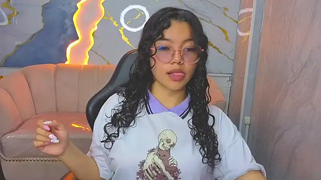 victoria castillo b online show from April 9, 7:52 pm