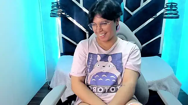 Emmapark  online show from February 23, 5:07 pm