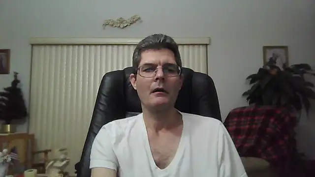 Copfiremen4566 online show from December 23, 3:29 am