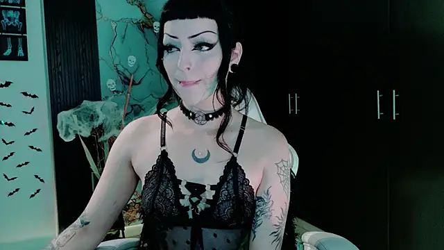 Madison Jackson online show from January 12, 9:53 pm