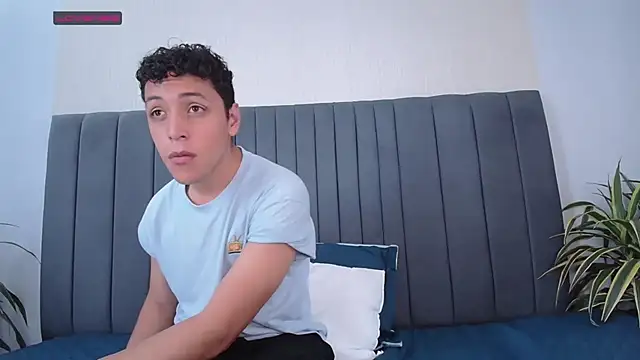 24 7horny  online show from March 9, 4:05 am