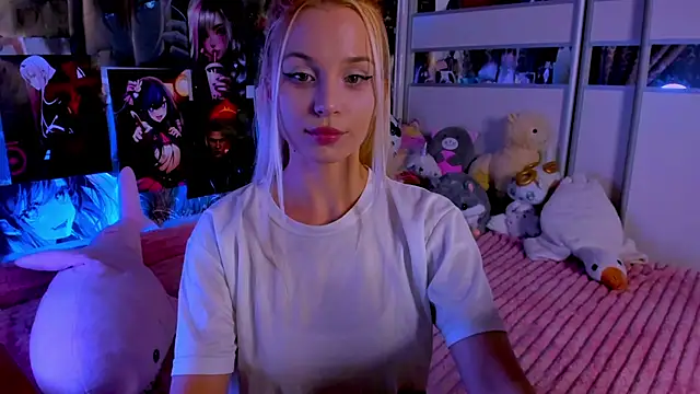 Snapshot of Cute__Pony chatting on November 23, 11:48 pm Cute Pony online show from November 23, 11:48 pm