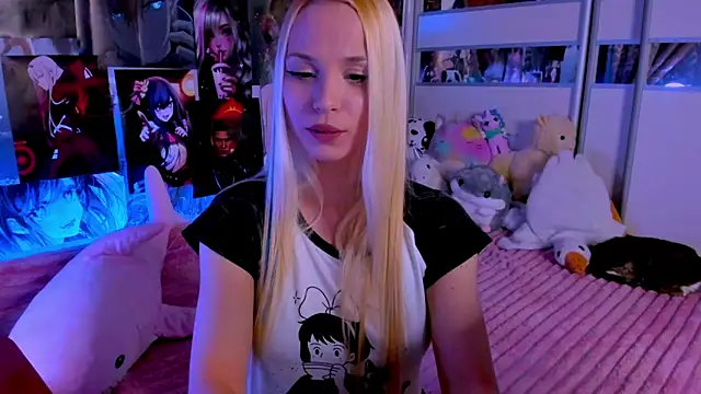 Snapshot of Cute__Pony chatting on March 22, 10:13 pm Cute Pony online show from March 22, 10:13 pm