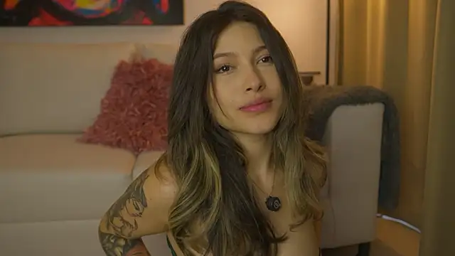 AyraSmith  online show from February 12, 9:43 pm