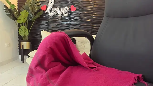 sofia 44 online show from February 26, 1:21 am