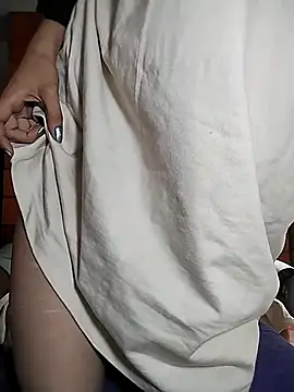 Hanna Ricci online show from March 27, 1:33 pm