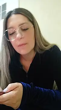 Daniela77771 online show from July 13, 9:50 pm