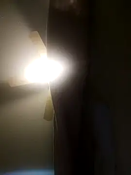 meuall3 online show from March 18, 9:18 pm