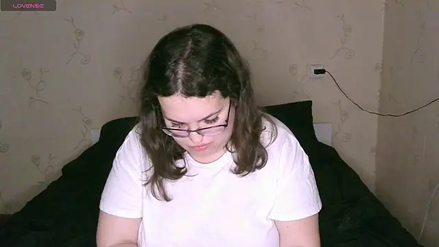VladaCandy online show from December 7, 8:05 pm