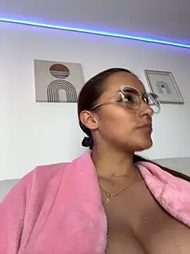 Seized lust online show from November 15, 7:21 pm