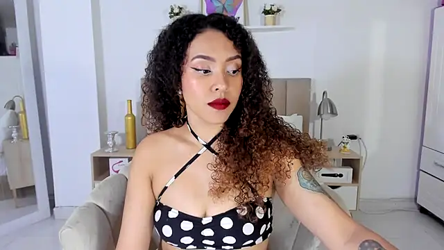 Zoe Gruber online show from May 29, 11:58 pm