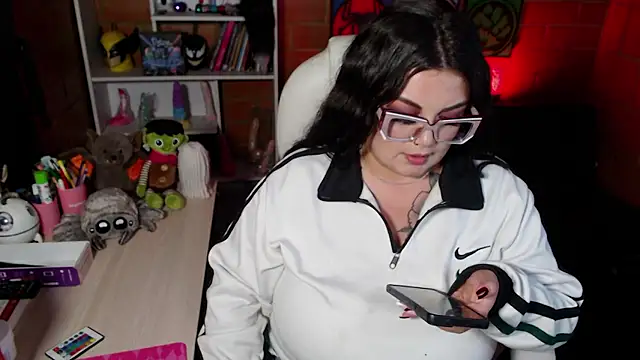 juliette rd online show from January 10, 3:41 am