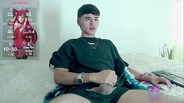 juan stiven online show from July 9, 2:32 pm