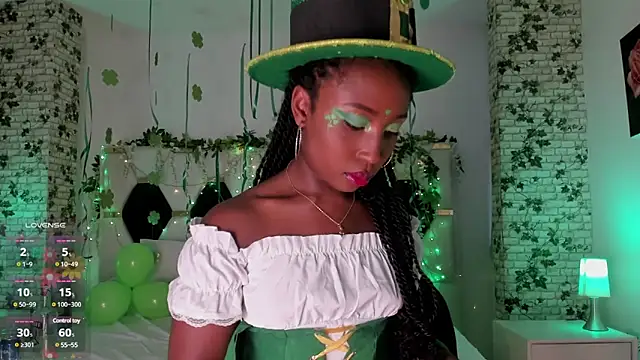 EmmaSanzz  online show from March 17, 11:53 am