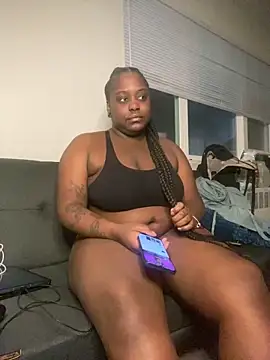 fantasygyal online show from May 4, 3:02 am