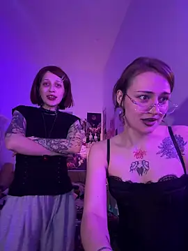 Dooubletroublee online show from June 19, 10:24 pm