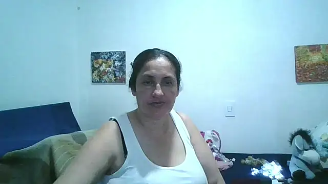 Snapshot of ximenajimenez chatting on June 23, 11:14 pm ximenajimenez online show from June 23, 11:14 pm