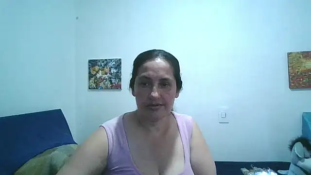 Snapshot of ximenajimenez chatting on June 29, 10:43 pm ximenajimenez online show from June 29, 10:43 pm