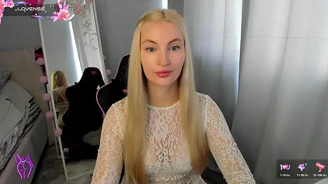 Snapshot of Kimmy_powell chatting on July 17, 5:03 am Kimmy powell online show from July 17, 5:03 am