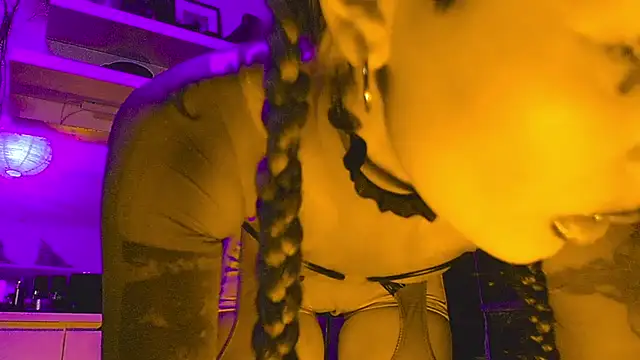 god x girl online show from December 20, 9:28 pm