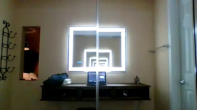 El Gizmo online show from March 26, 7:03 am