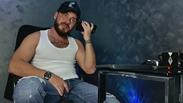 juliusmasters online show from November 23, 7:46 pm